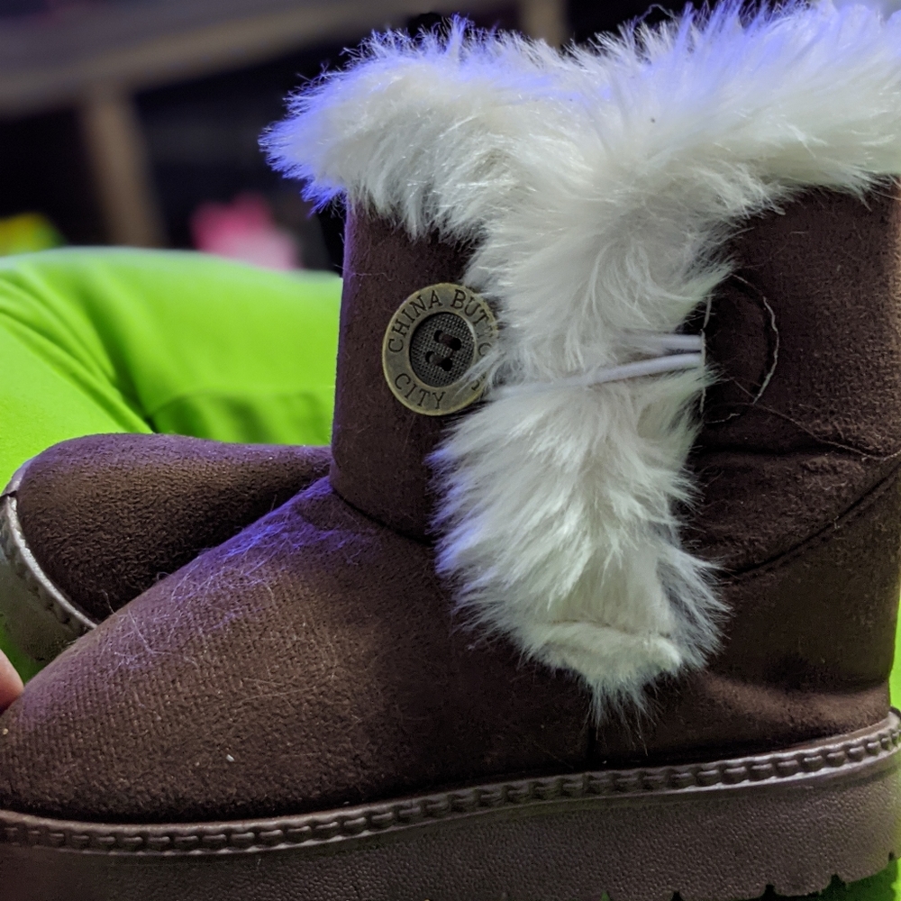 Never worn, little girls, china city button boots